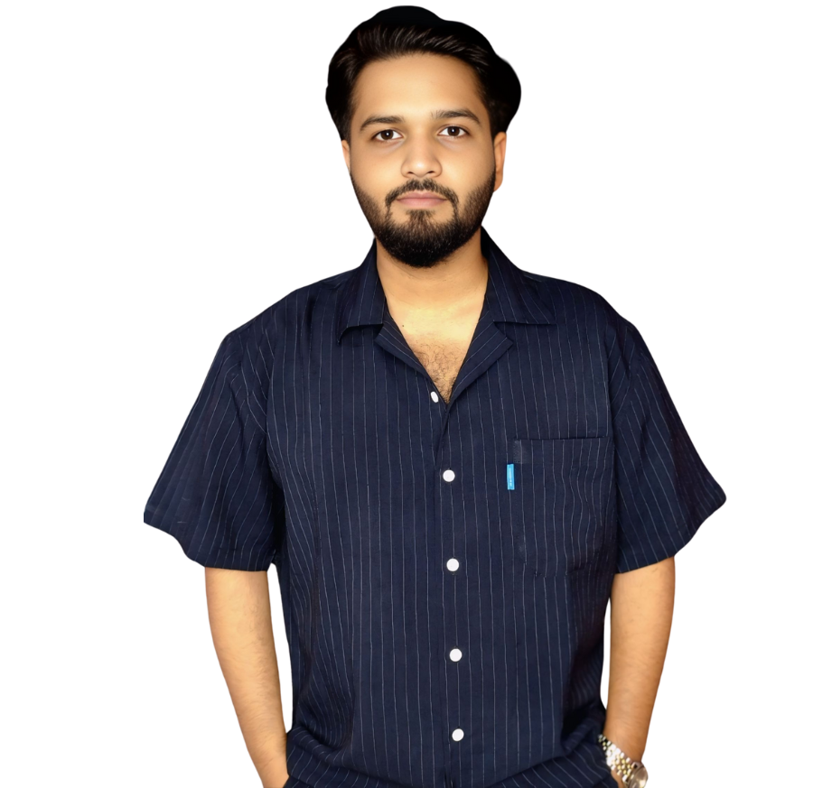K M Mohaiminul Islam Shuvon, also known as M Shuvon, a digital marketing expert specializing in Paid Ads, Web Analytics, and SEO. Personal portfolio photo.